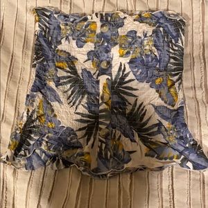 Women’s strapless tank